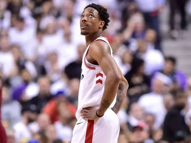 三人表现旗 三人表现旗