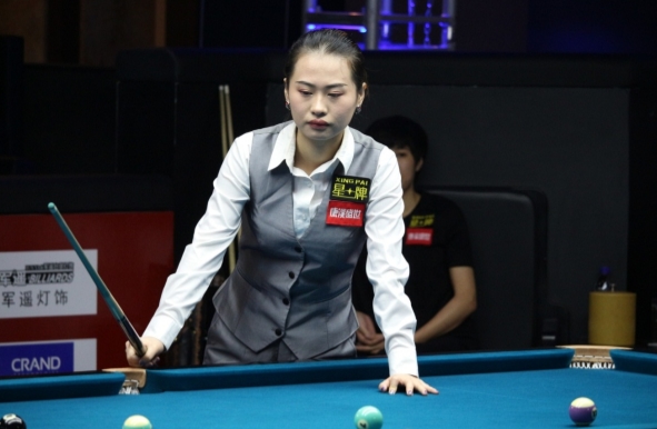 表现稳健 表现稳健